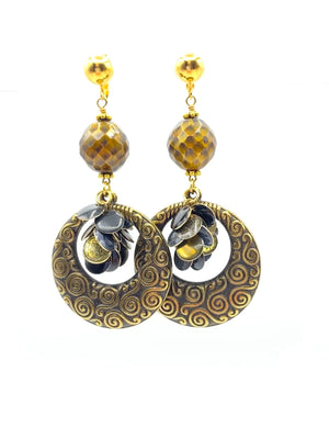 Drops of Gold - Dramatic Dangle Earrings