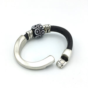 Sushi Charmer - black leather bangle